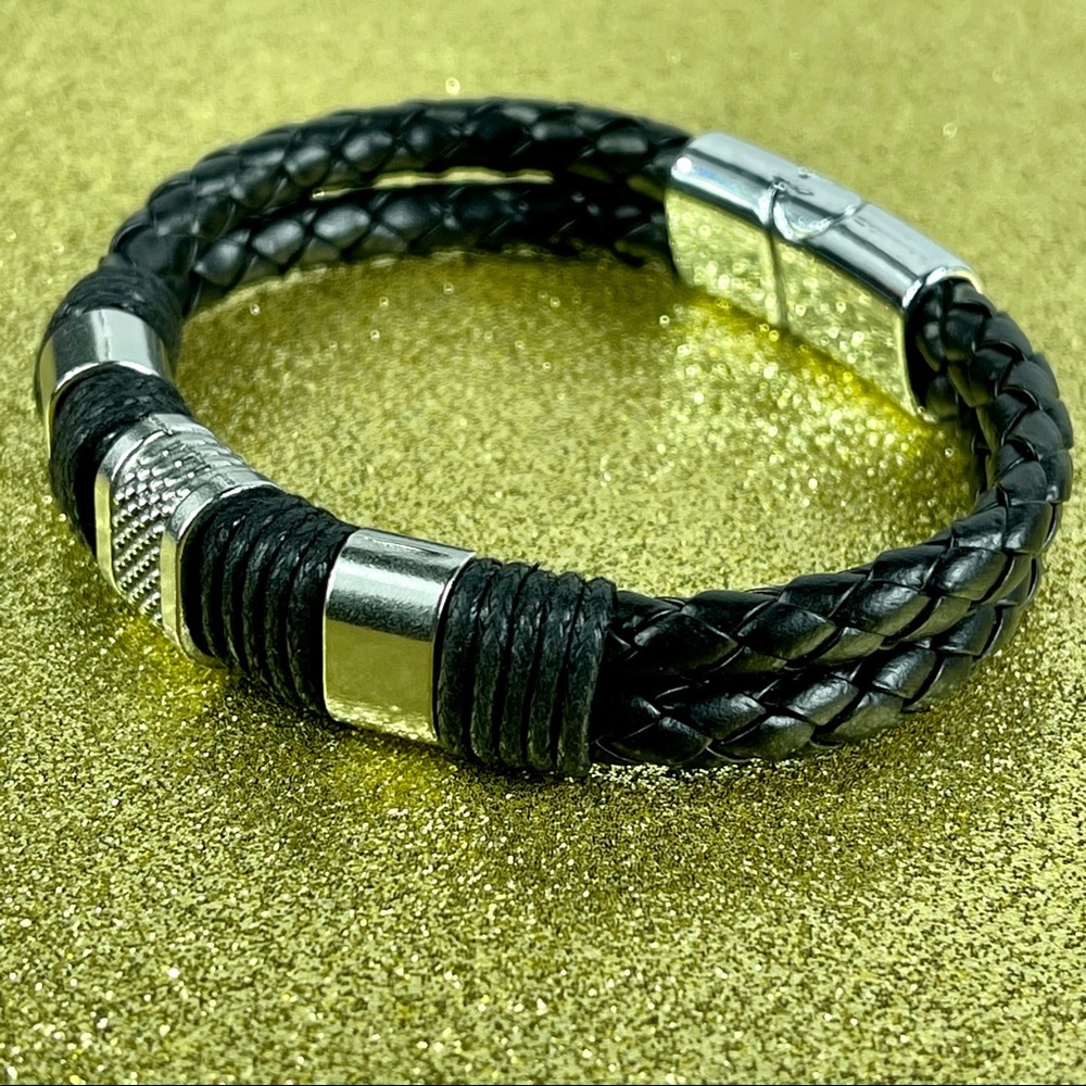 Black Braid Leather Titanium Bracelet Unisex - Picture 3 of 12